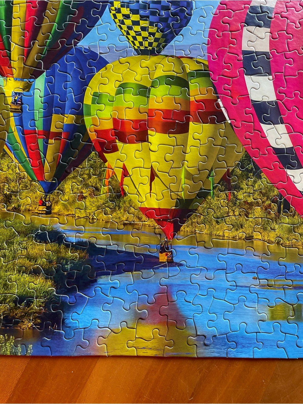 Springbok Hot Air Balloons 350-Piece Puzzle — Vibrant Multicolor Artwork - Picture 9 of 10